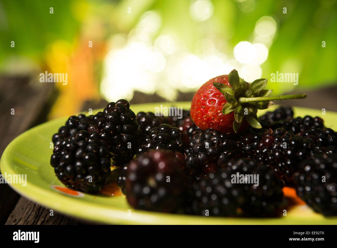 Collage group berries strawberries hi-res stock photography and images ...