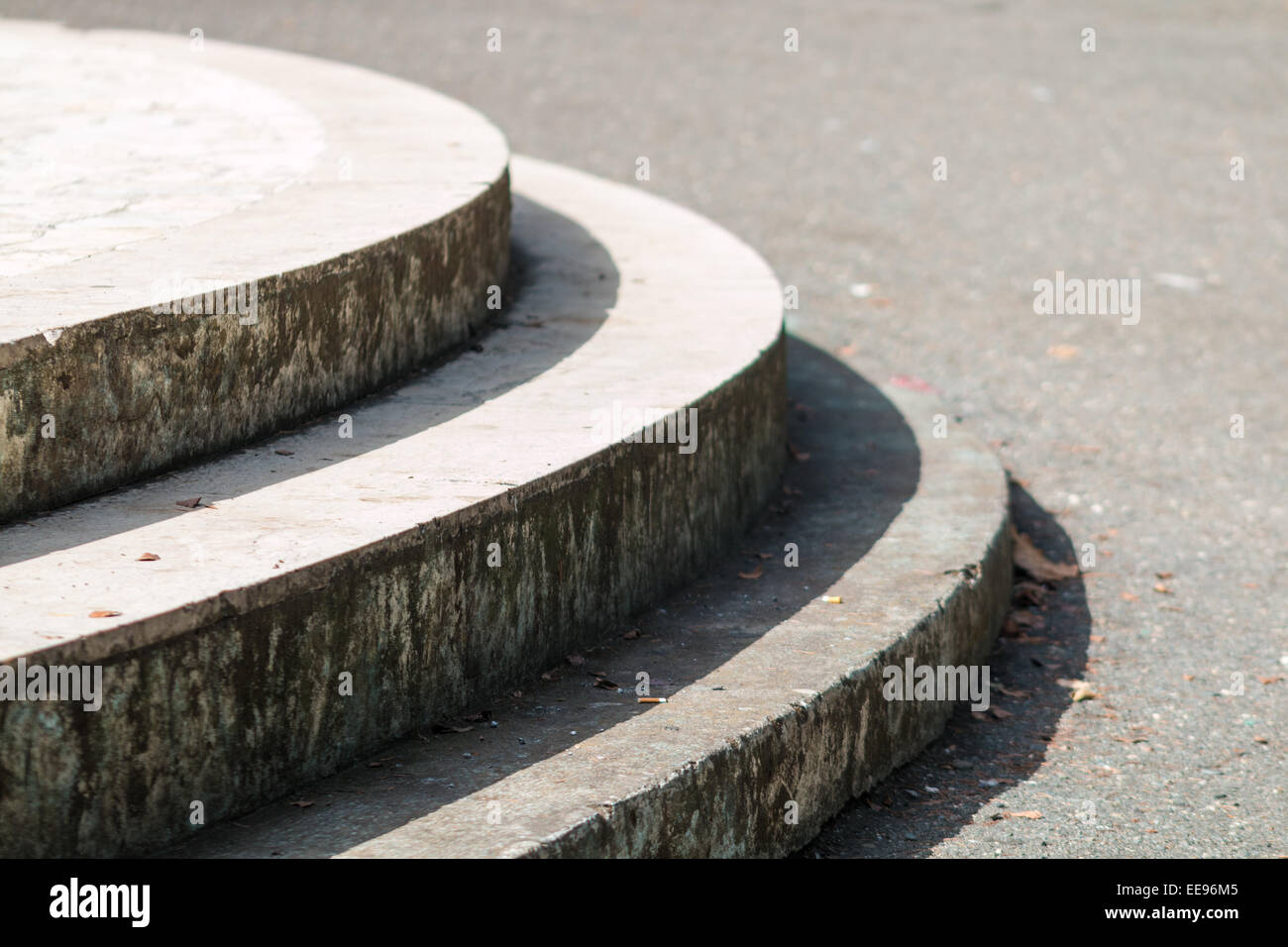 Steps round concrete and tile in the city park Stock Photo - Alamy