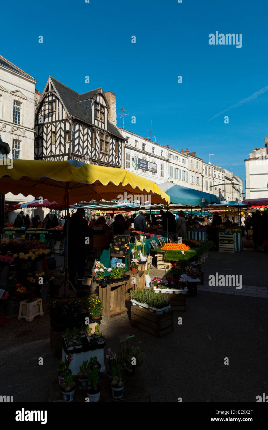 La rochelle market hires stock photography and images Alamy