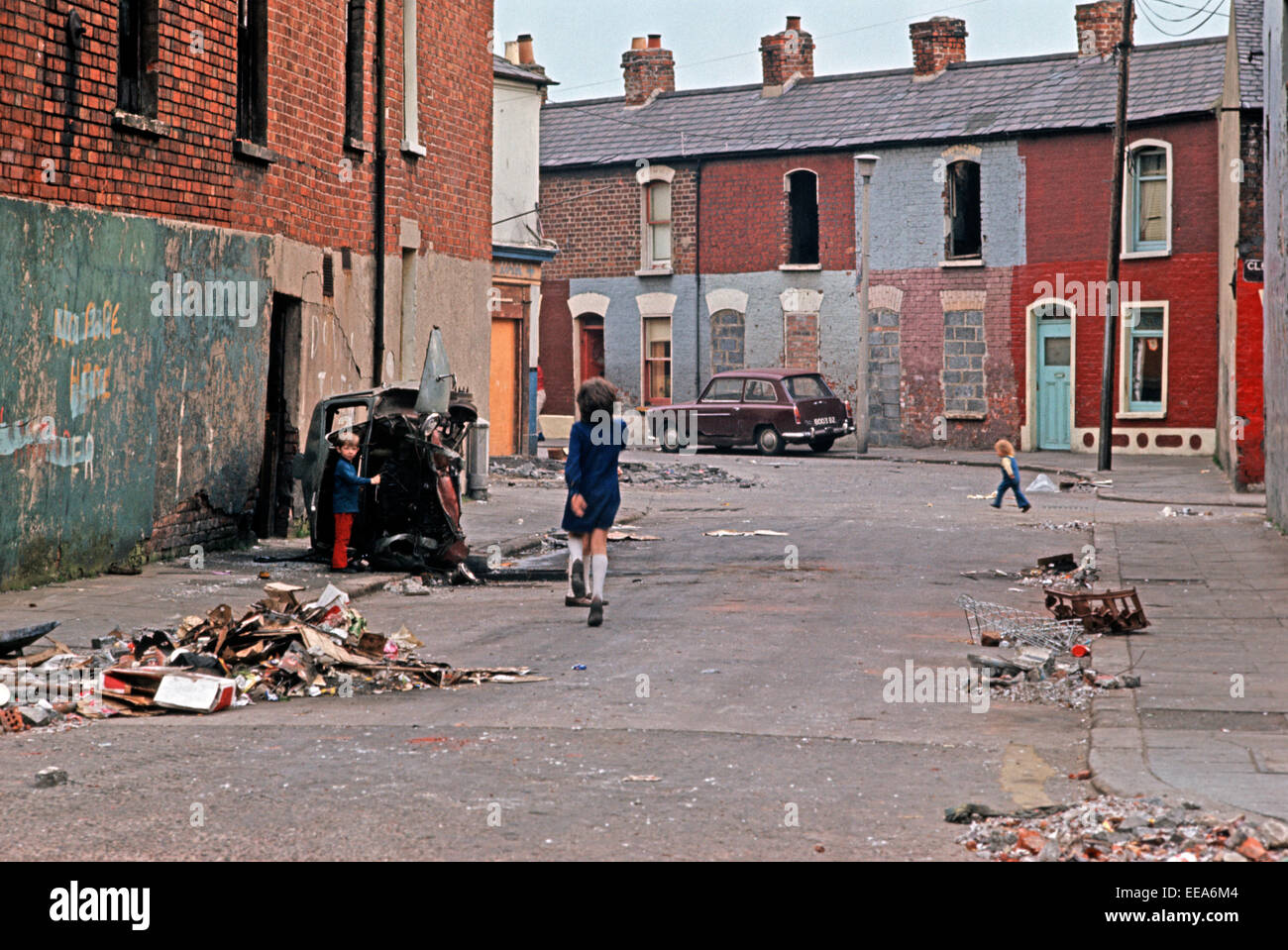 Belfast troubles 70s hires stock photography and images Alamy