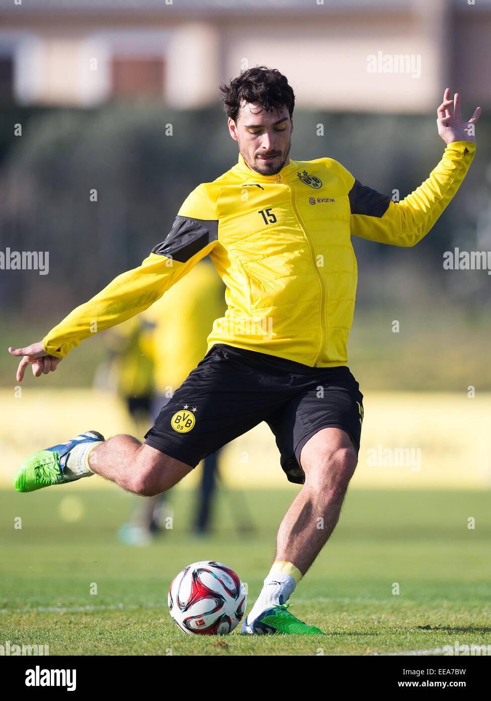 La Manga, Spain. 15th Jan, 2015. Borussia Dortmund's player Mats Hummels in  action during a training session in La Manga, Spain, 15 January 2015.  Borussia Dortmund stays in La Manga until 18