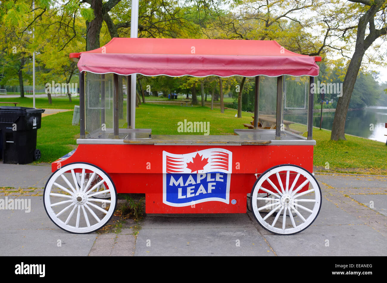 Canadian tourist cart hires stock photography and images Alamy