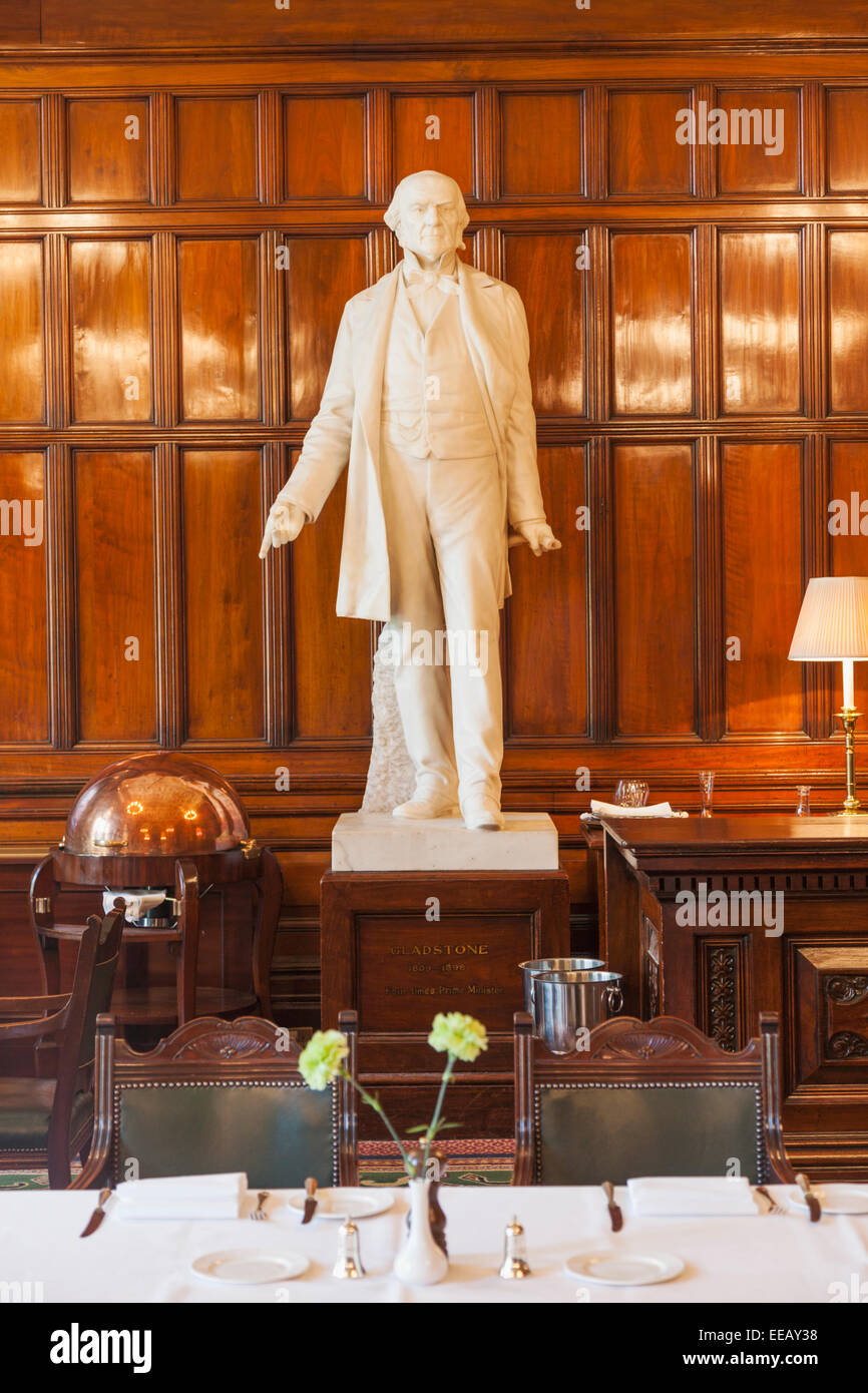 England, London, Whitehall, The National Liberal Club, The Dining Hall, Statue of William Gladstone Stock Photo