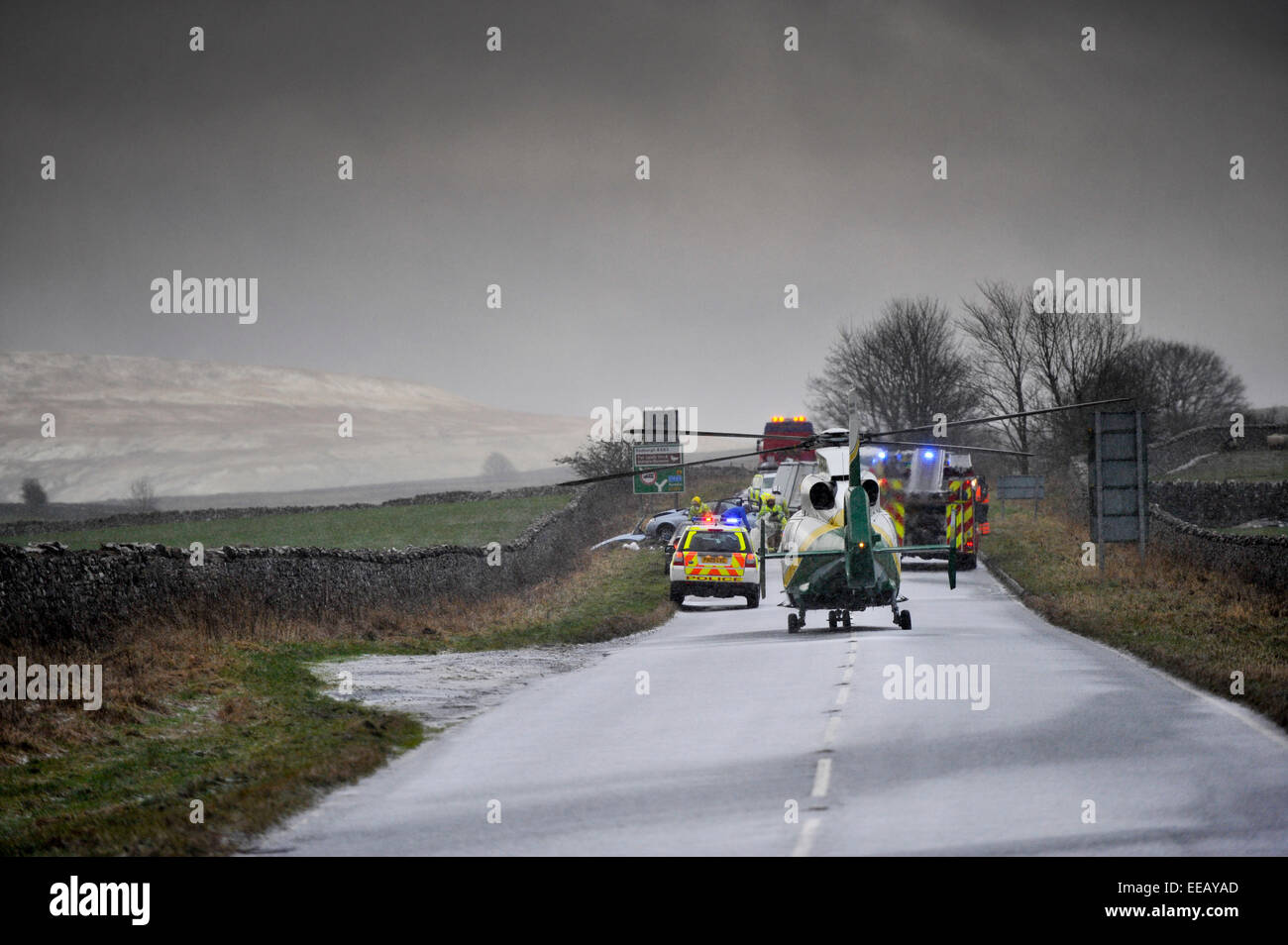 Road accident uk ambulance hi-res stock photography and images - Alamy