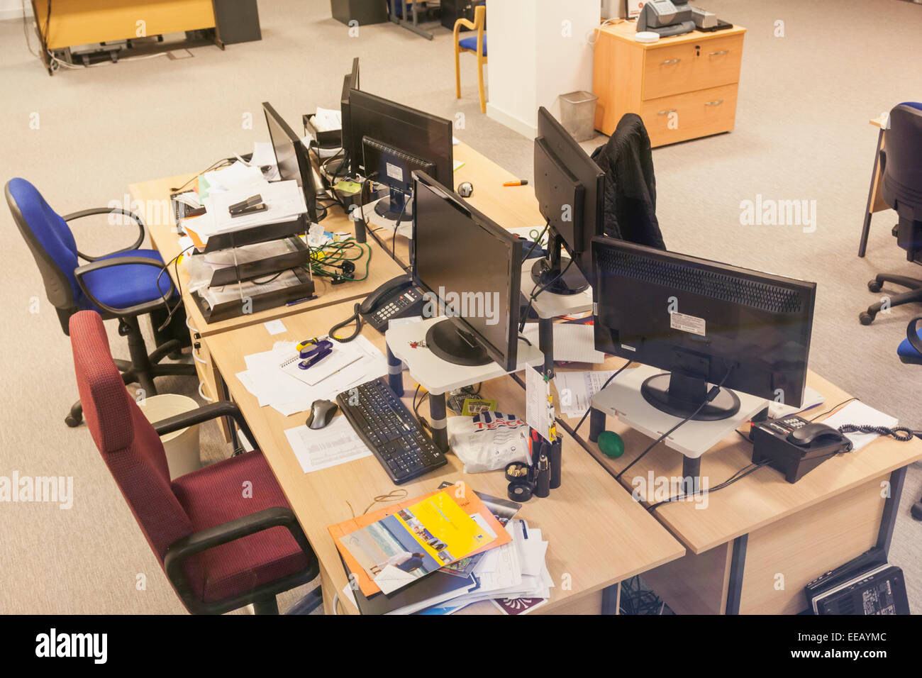 England, London, City of London, Empty Office Desks Stock Photo Alamy