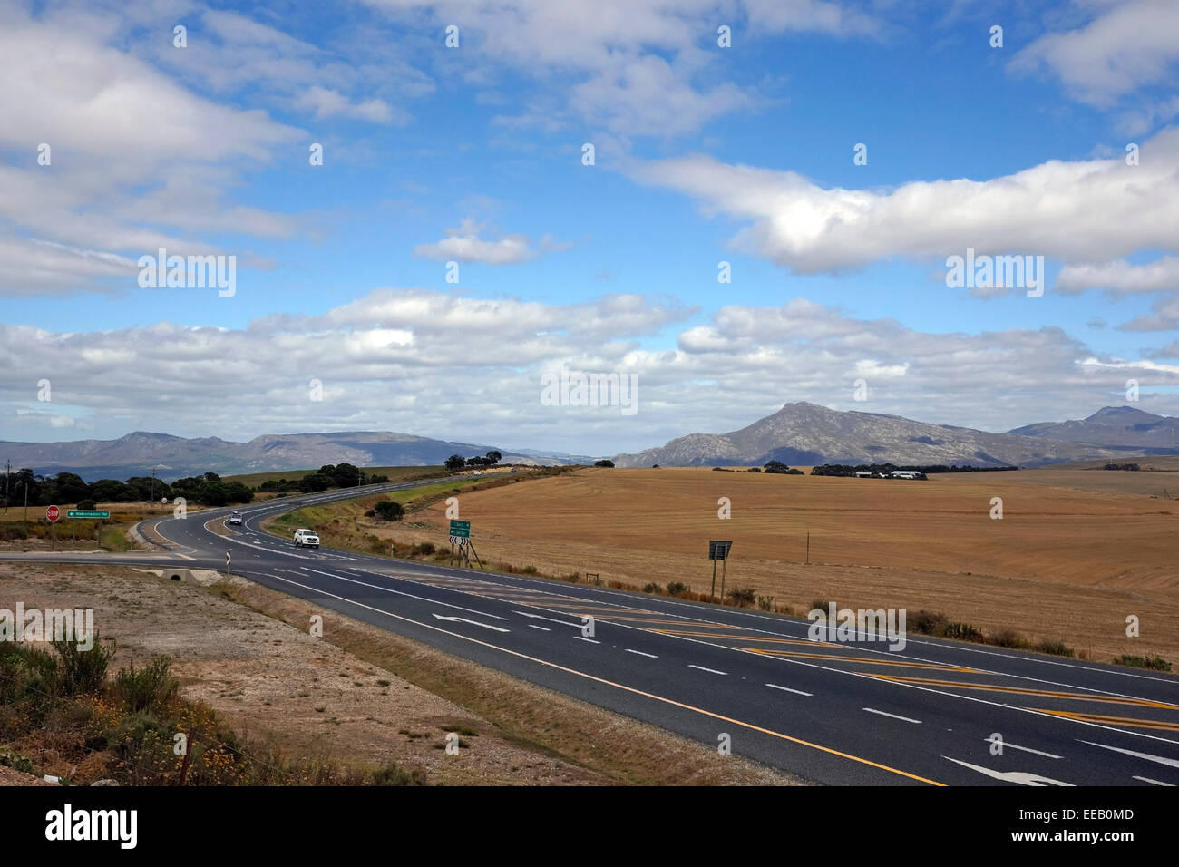 The N2 highway between Caledon and Botrivier in the Overberg region of