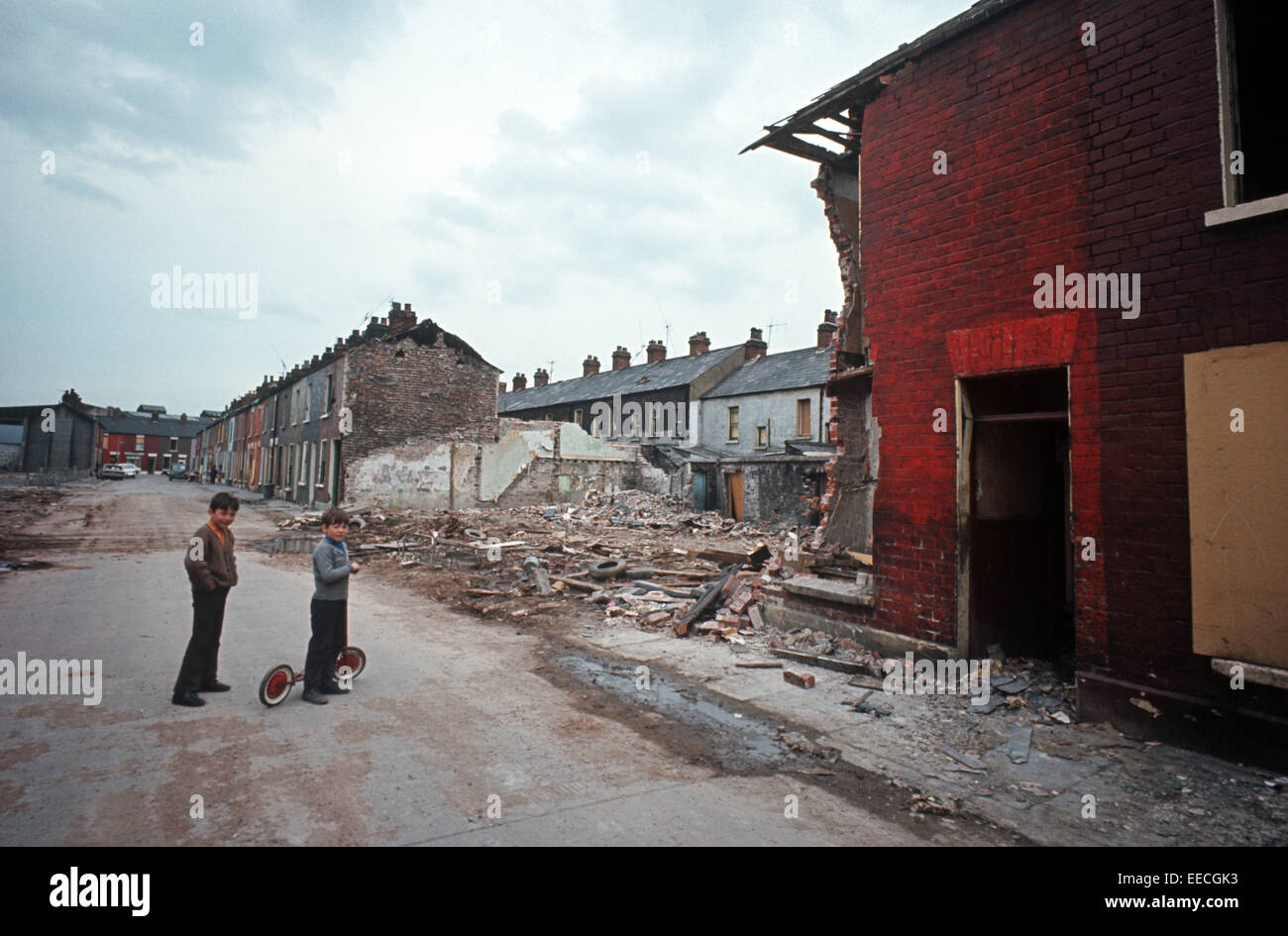 BELFAST, NORTHERN IRELAND MAY 1972. Resettlement of families from