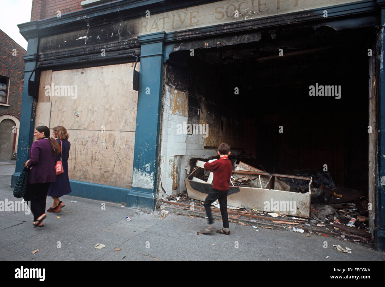 BELFAST, NORTHERN IRELAND - MAY 1972. Fire bomb damaged shop by the Irish Republican Army during The Troubles, Northern Ireland. Stock Photo