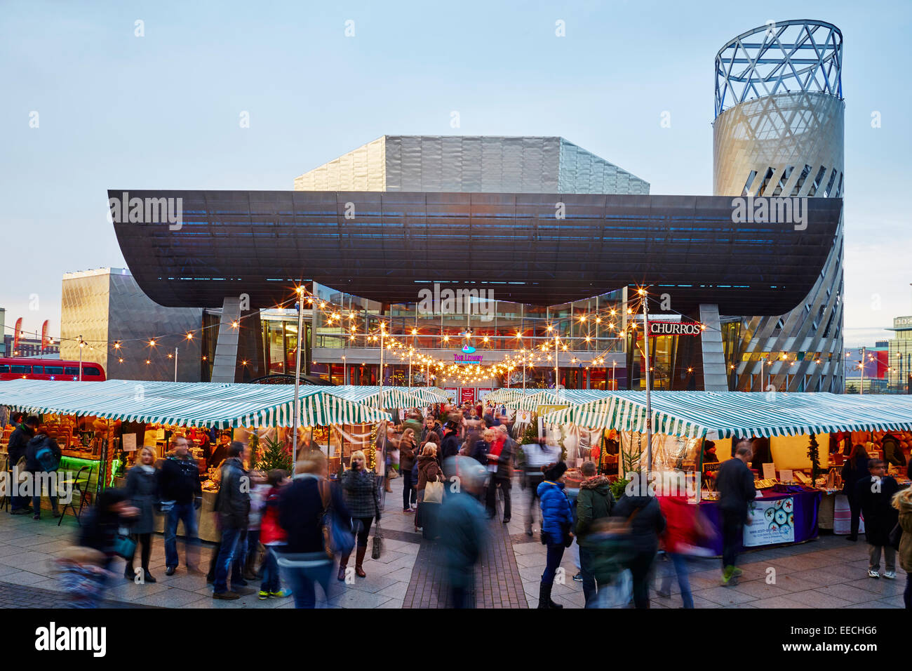 Lowry Outlet at Media City in Salford Quays, Victorian Christmas Market