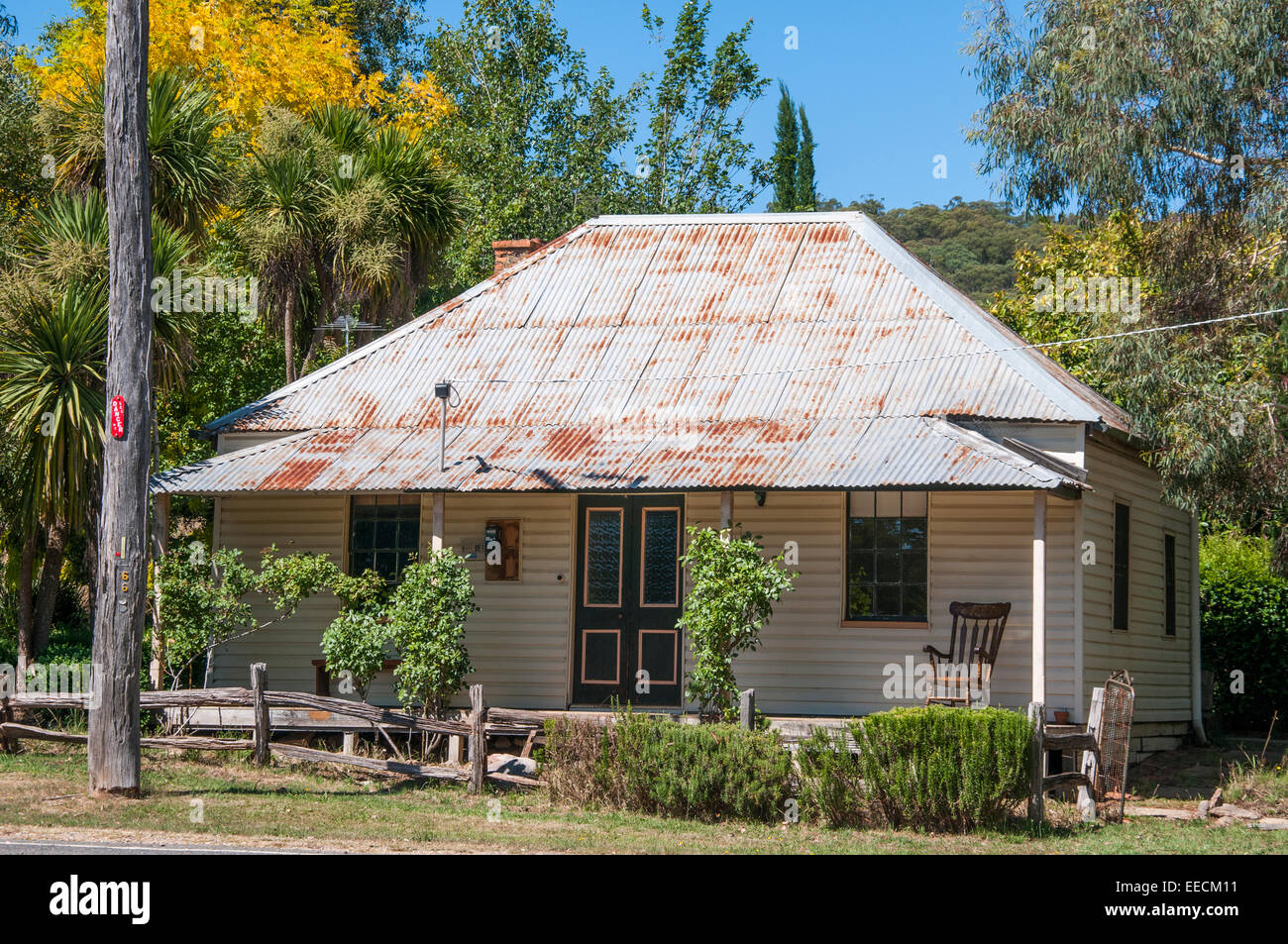 Colonial Cottage Stock Photos Colonial Cottage Stock Images Alamy