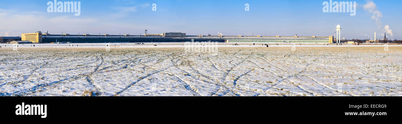 Snow at former Tempelhof Airport, Tempelhof Park, Berlin, Germany Stock Photo