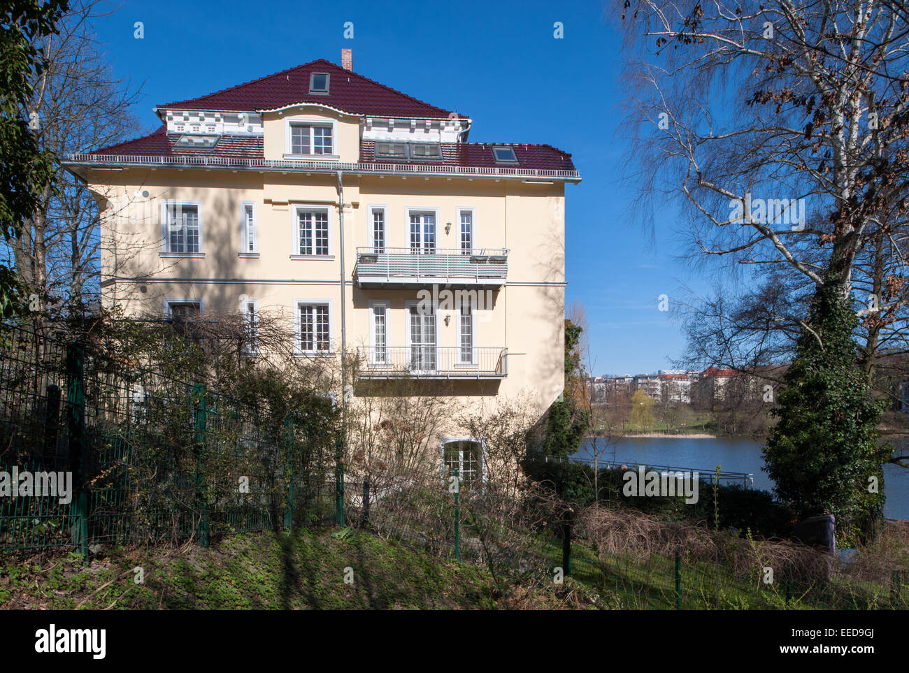 Berlin, Germany, housing development at Hallensee Stock Photo