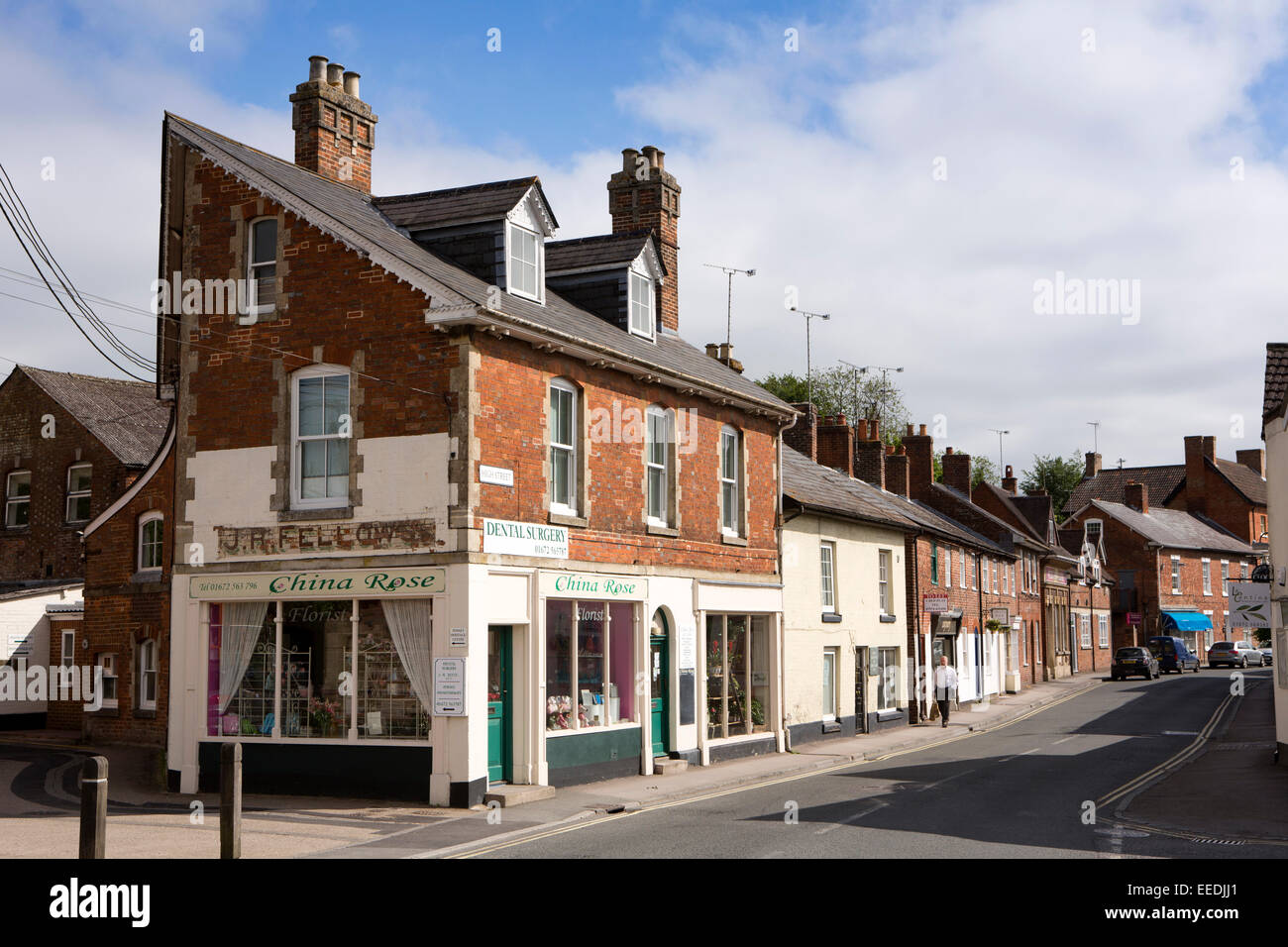UK, England, Wiltshire, Pewsey, High Street Stock Photo Alamy