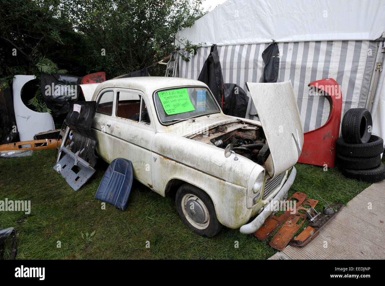Beaulieu Autojumble, massive classic car parts swap meet and jumble