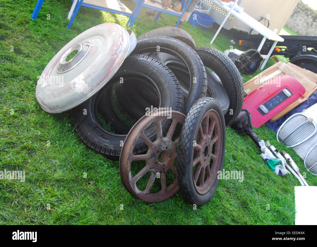 Beaulieu Autojumble, massive classic car parts swap meet and jumble