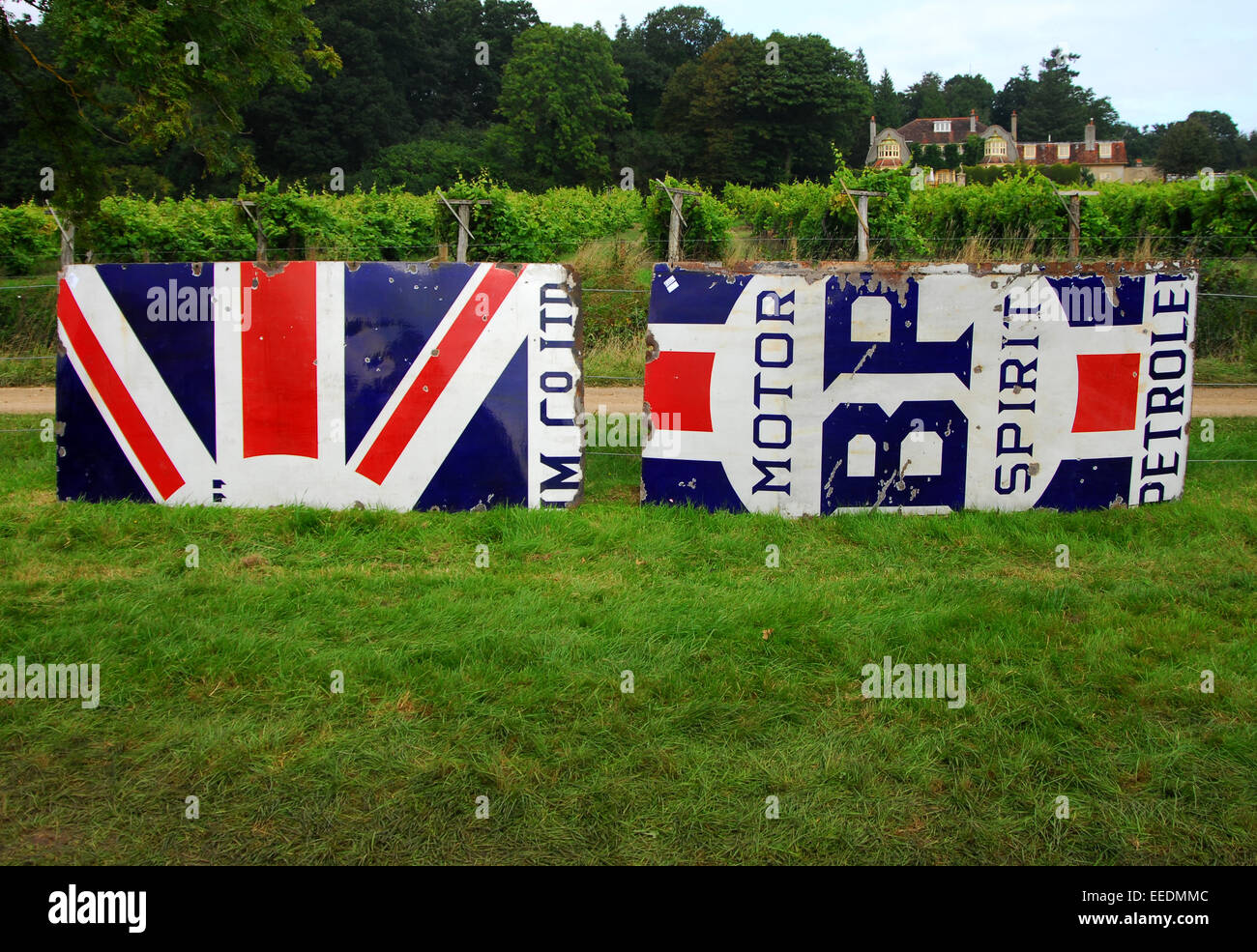 Beaulieu Autojumble, massive classic car parts swap meet and jumble
