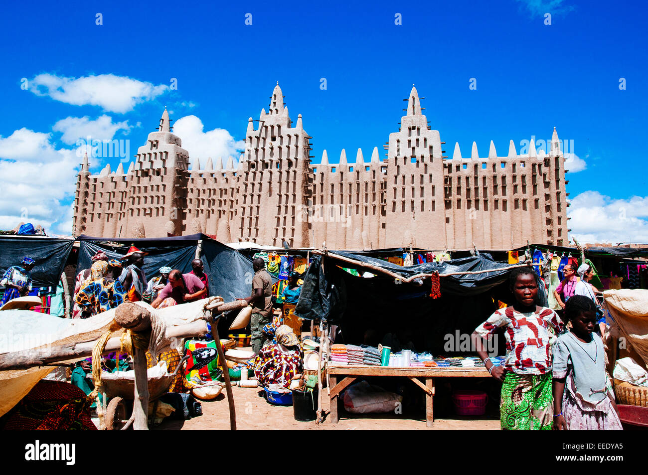 Monday market and the great mosque of Djenne, Mali. Stock Photo