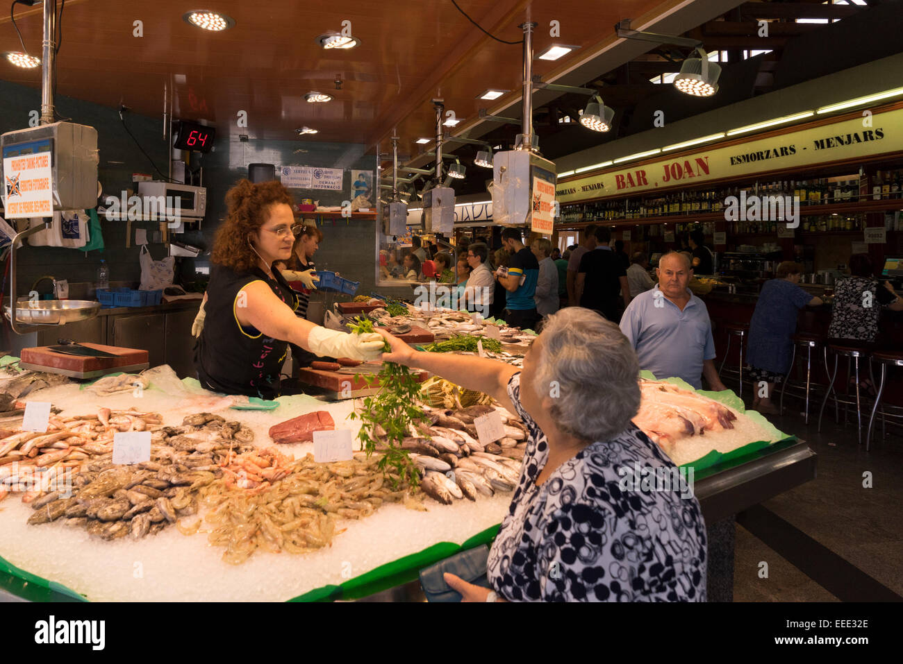 market hall Santa Catarina in Barcelona: fish stall, 4.10.2014 Stock Photo