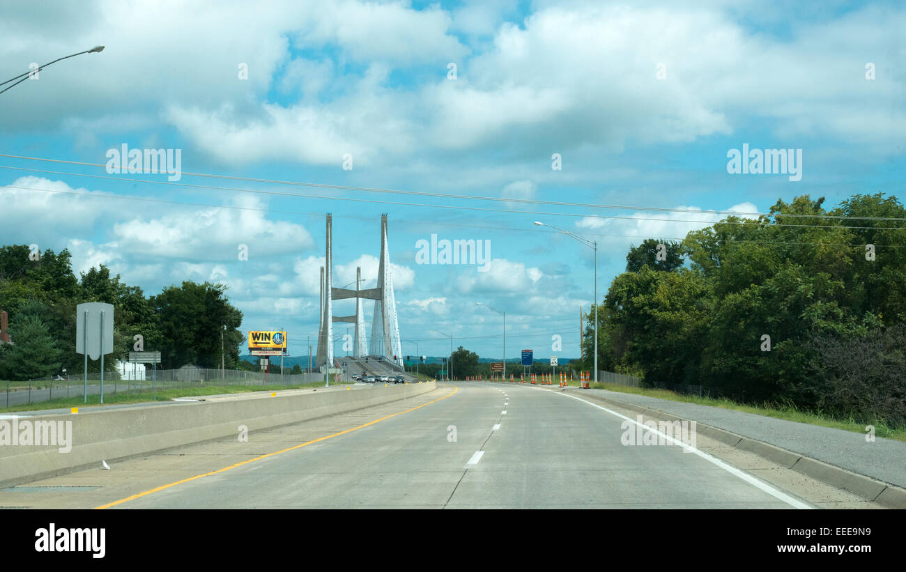 Bill Emerson Memorial Bridge , between Cape Girardeau, Missouri and East Cape Girardeau