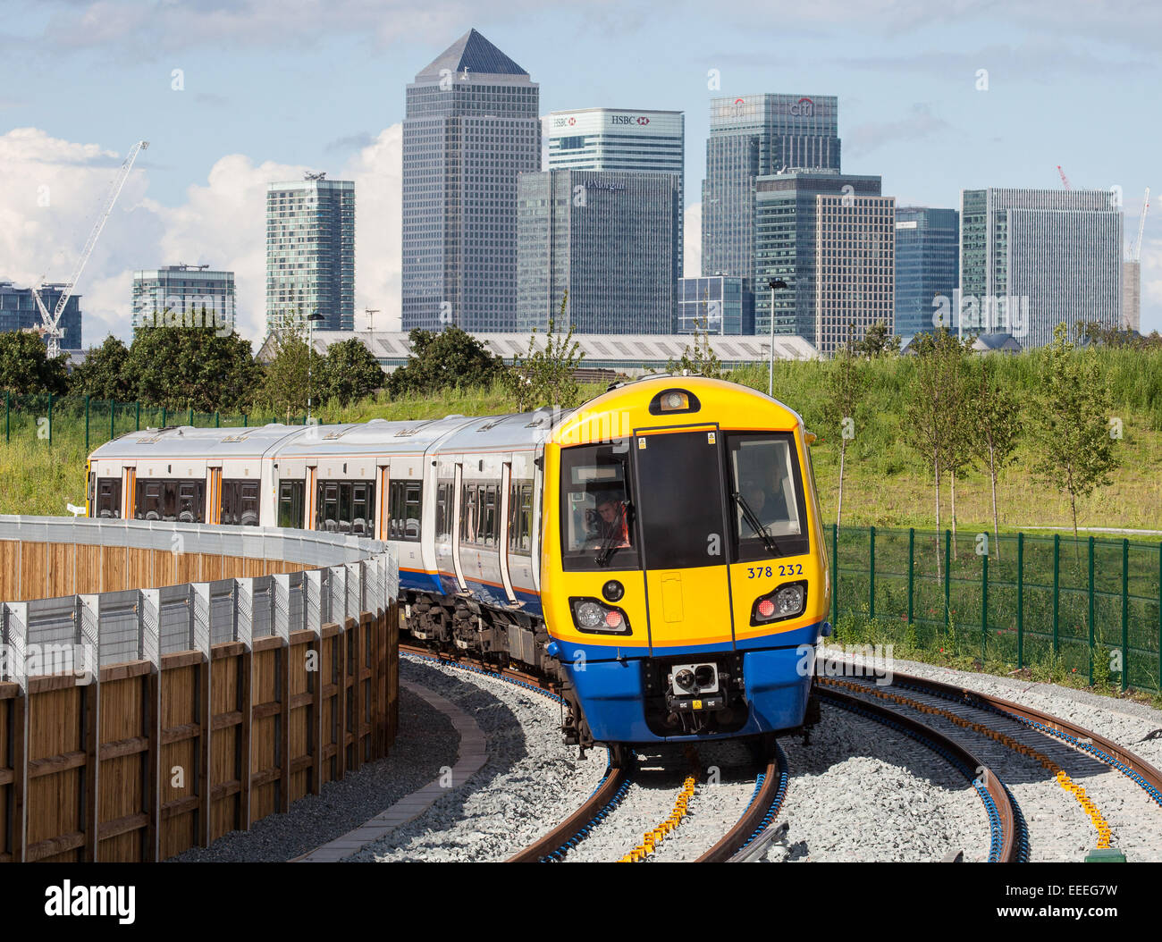 London Overground - ELLP phase 2: The first test train on the track Stock Photo
