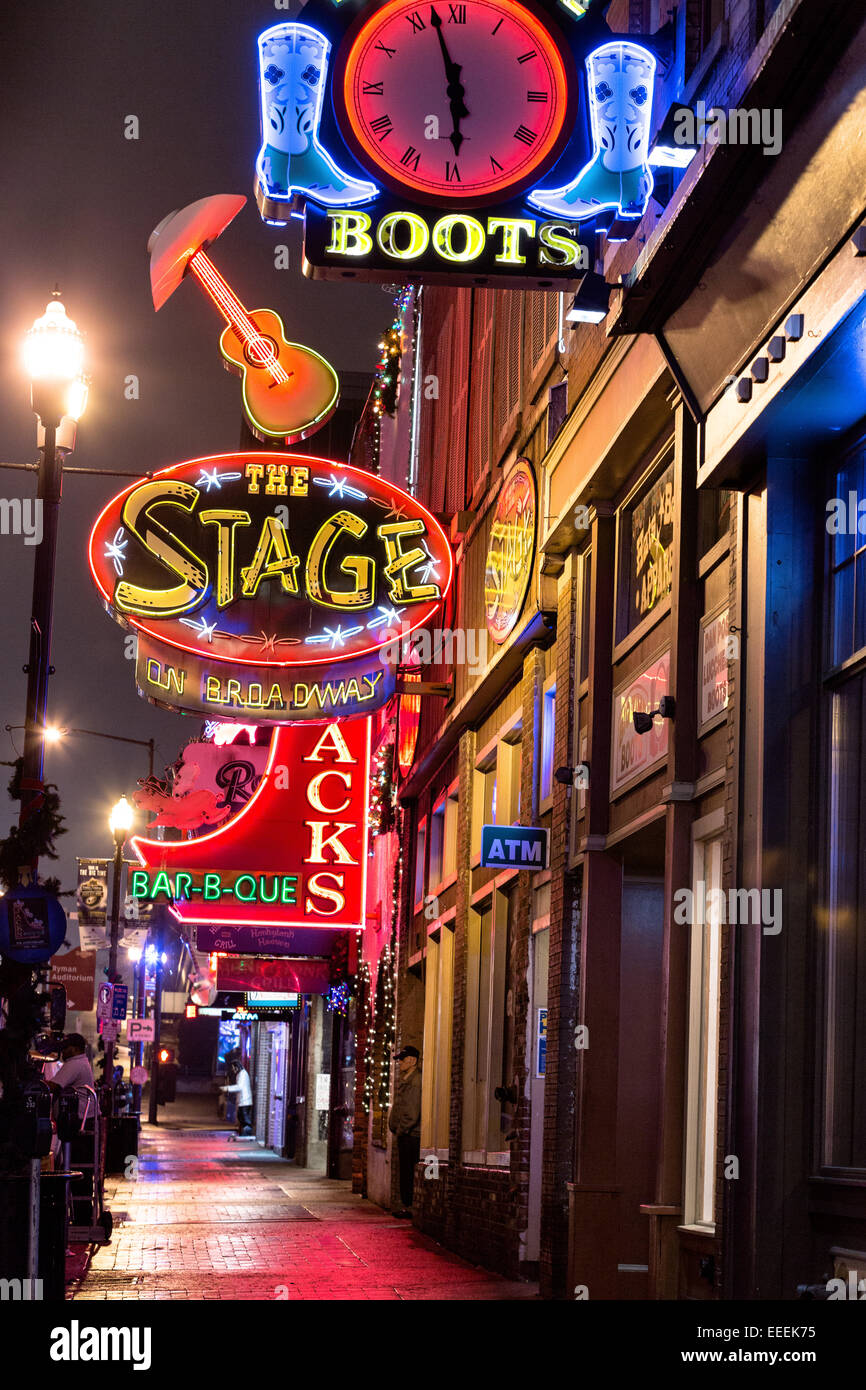 A Jack Daniel's neon sign sponsors Tennessee Titans Football icon in window  of a bar on lower Broadway in Nashville, TN Stock Photo - Alamy