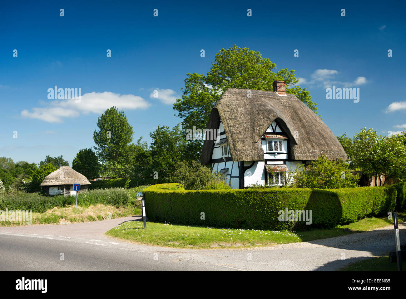 UK, England, Wiltshire, Vale of Pewsey, Cannings, idyllic timber