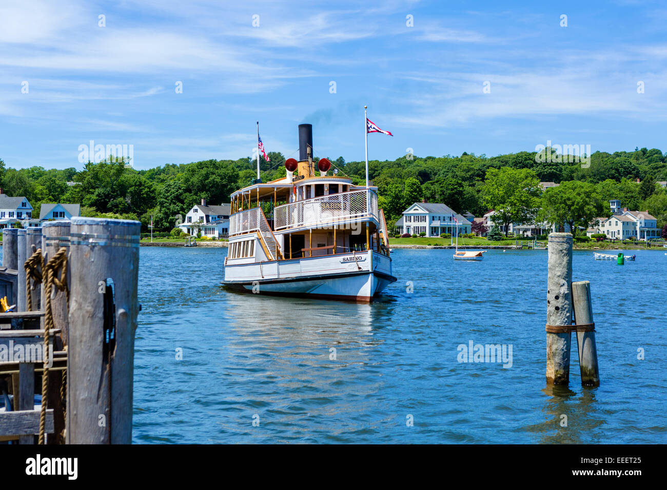 The coal-fired steamboat Sabino on the Mystic River at Mystic Seaport maritime museum, Mystic, Connecticut, USA Stock Photo