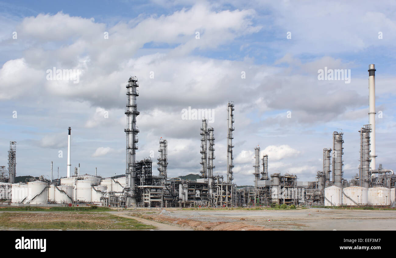 Oil refinery at day time Stock Photo - Alamy