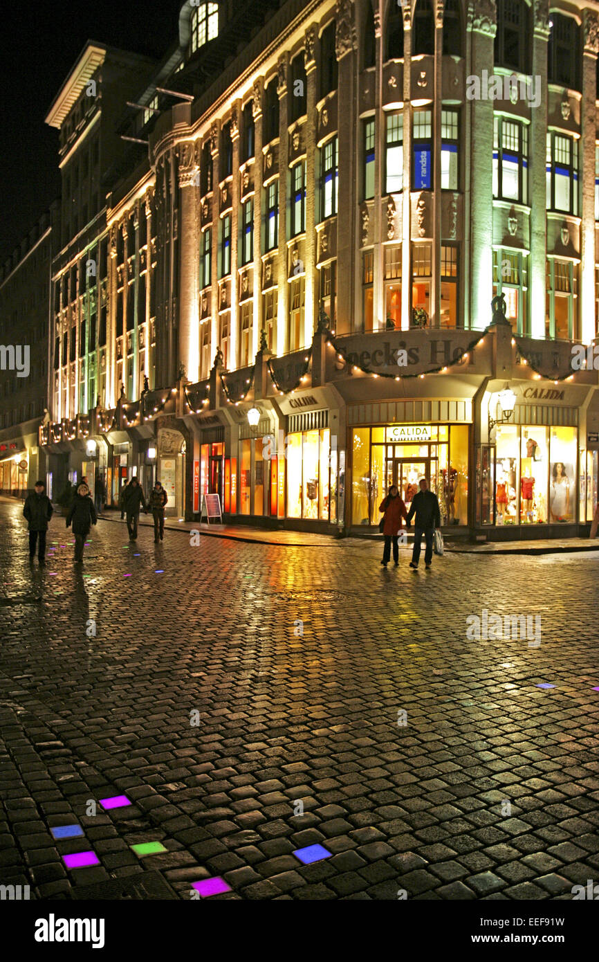 Deutschland Leipzig Nacht Haus Kaufhaus Aussen Beleuchtet Sachsen