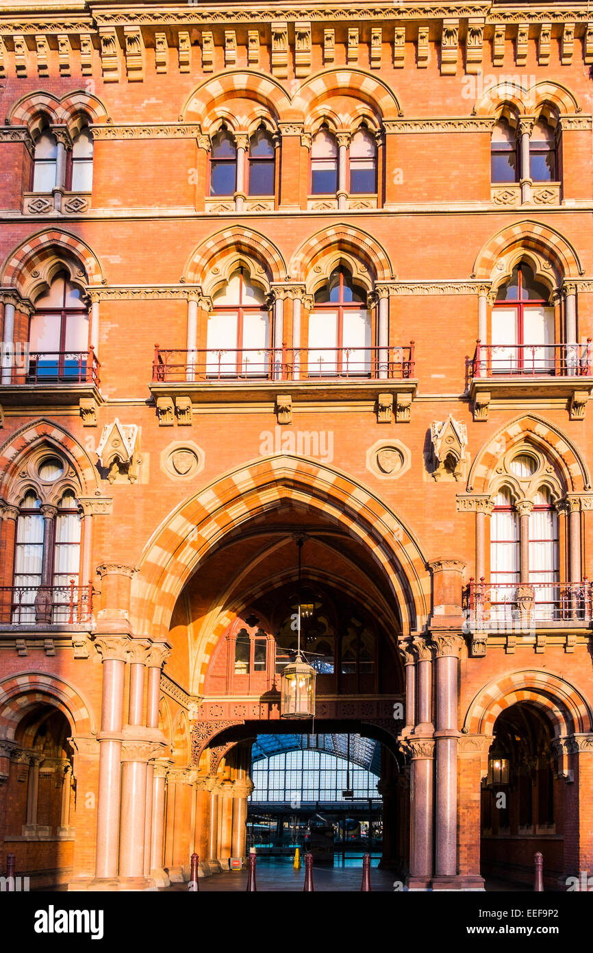 St.Pancras International railway station London Stock Photo Alamy