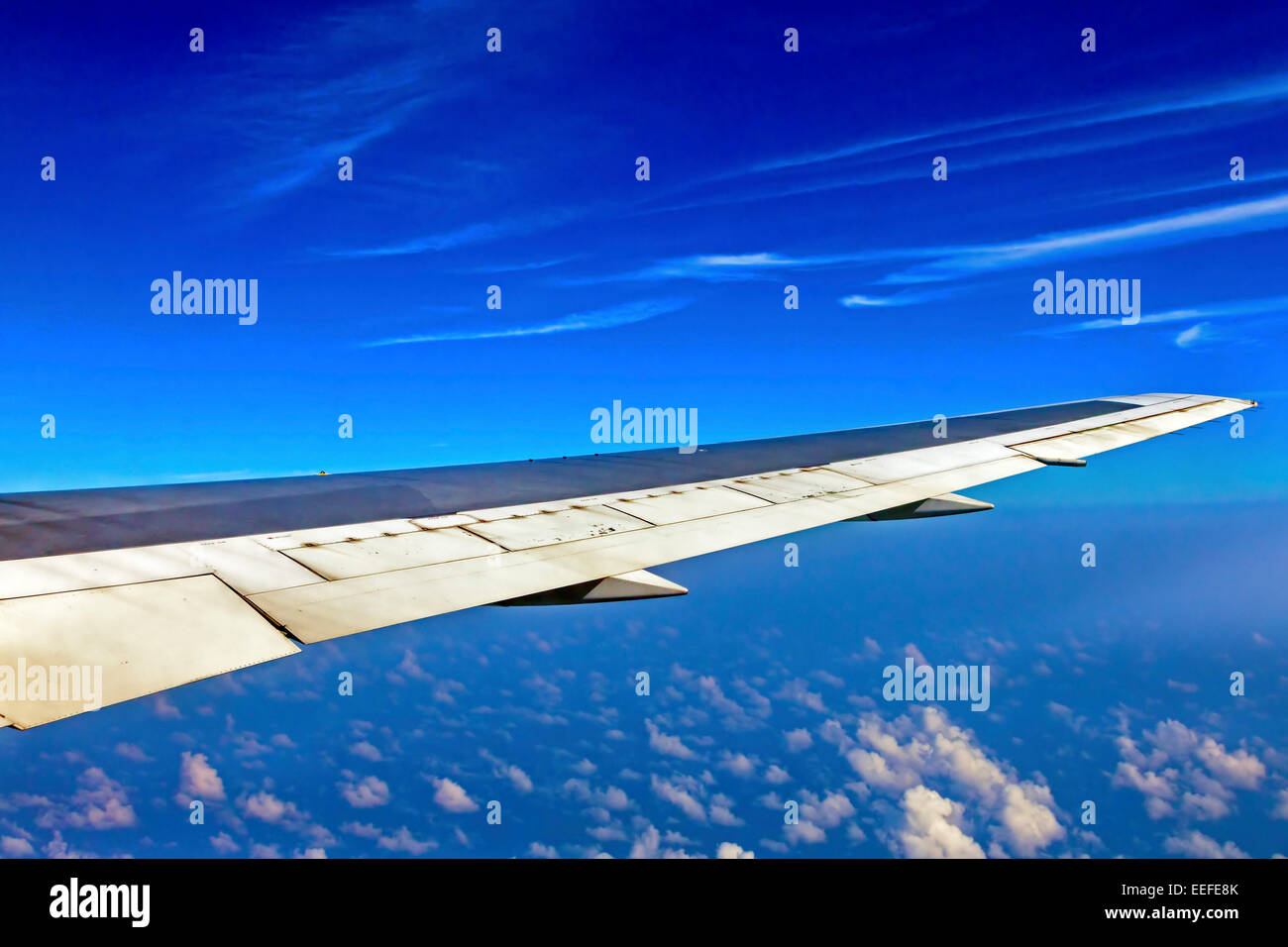 Aeroplane wing hi-res stock photography and images - Alamy