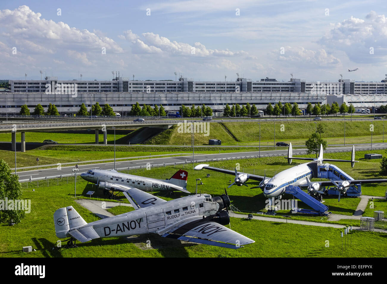 Historische Flugzeuge am Besucherpark Flughafen München II, München, Bayern, Deutschland, Historic aircraft on visitor Park at M Stock Photo
