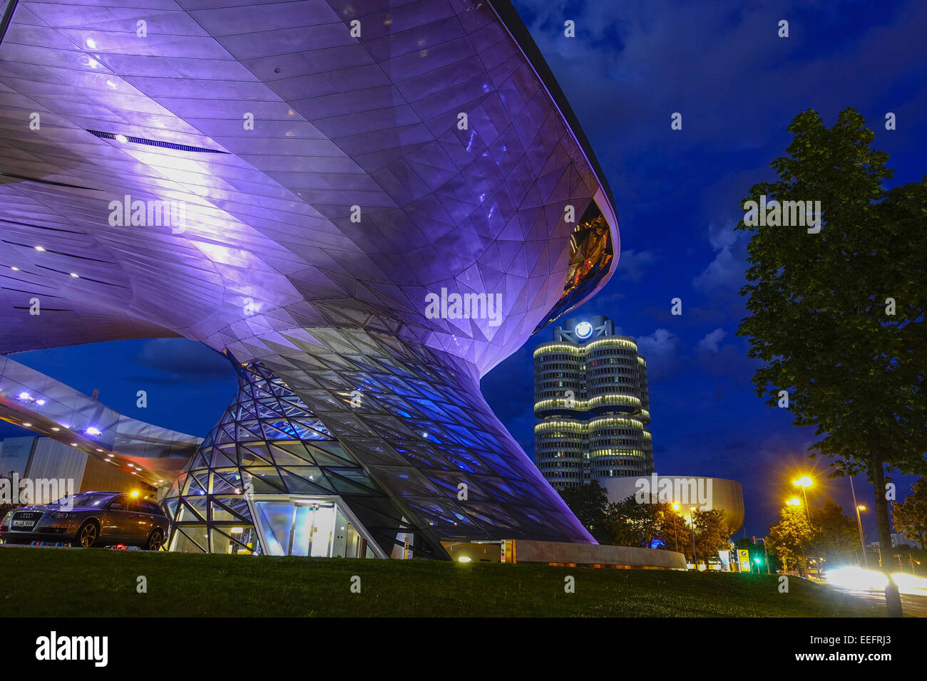 BMW-Welt in München bei Nacht, Bayern, Deutschland, Europa, BMW Welt in ...