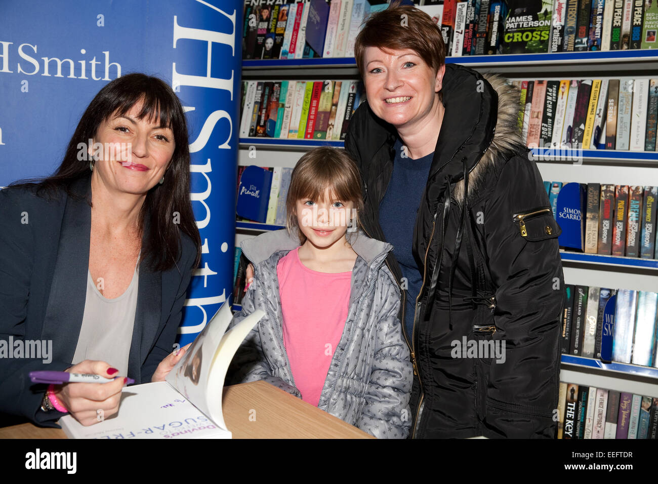 Davina McCall one of Britain's best loved TV Presenters autographs a ...