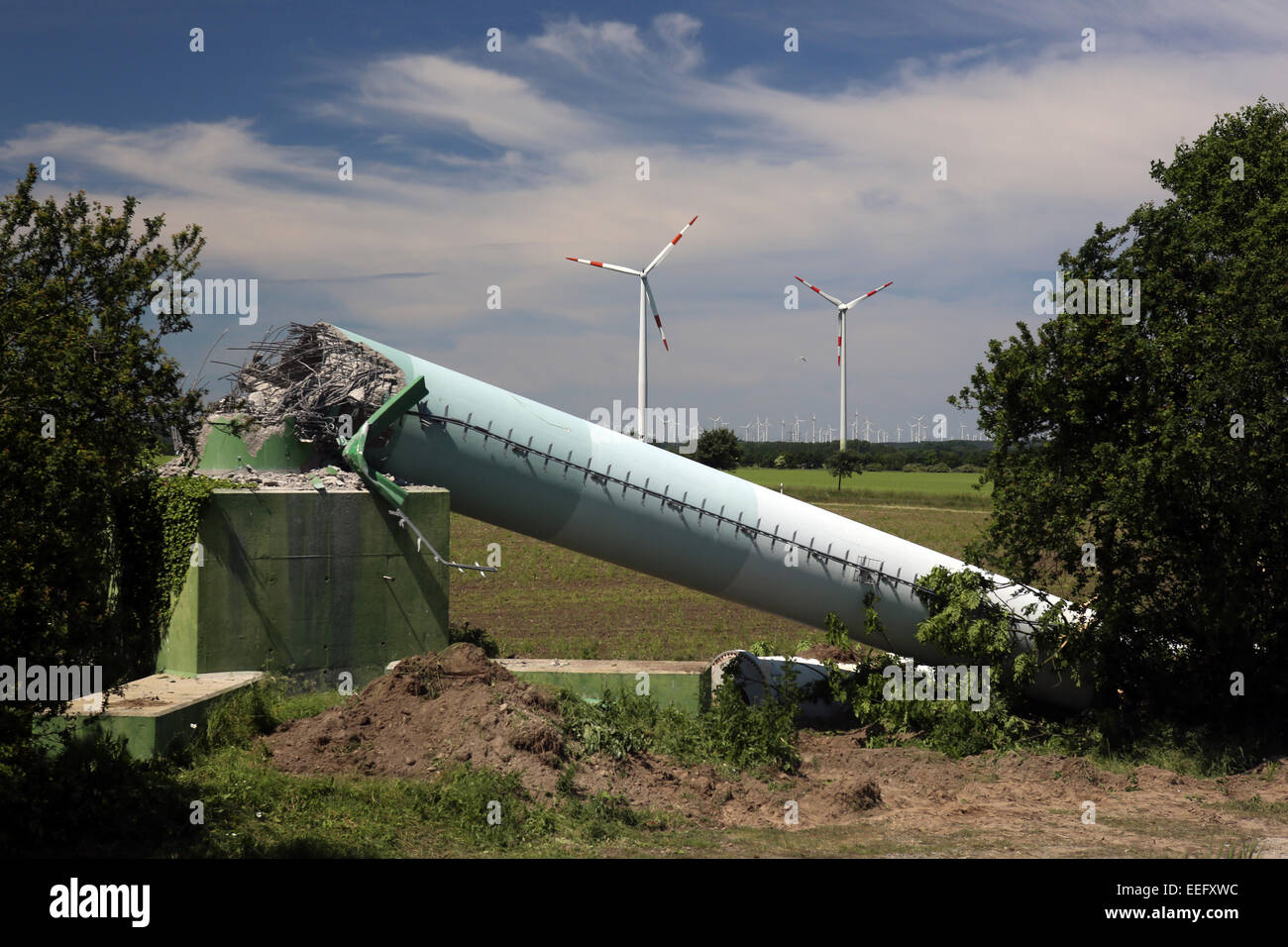 Langengrassau, Germany, demolition of an old wind turbine Stock Photo ...