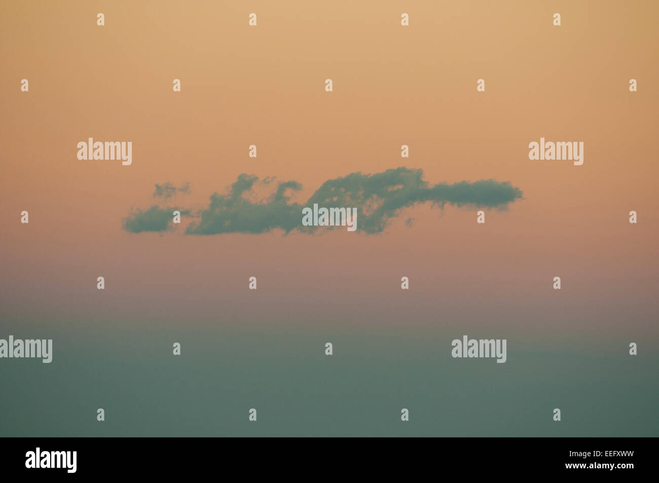 Orange colour cloud formation hi-res stock photography and images - Alamy