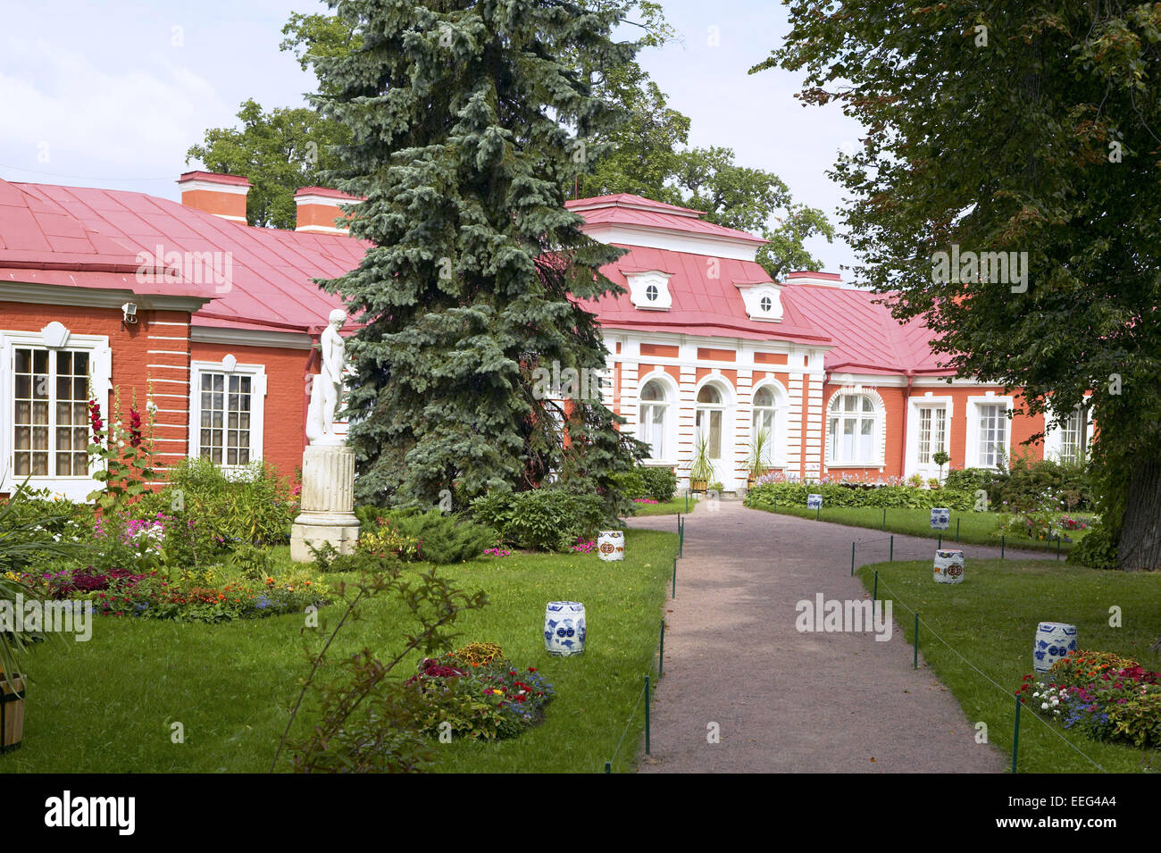 Sommer palast hires stock photography and images Alamy