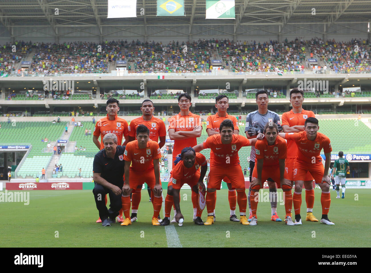 Sao Paulo, Brazil. 17th Jan, 2015. Players of China's Shandong Luneng pose  before a friendly match with Brazil's Palmeiras at the Allianz Park Stadium  in Sao Paulo, Brazil, Jan. 17, 2015. Credit: