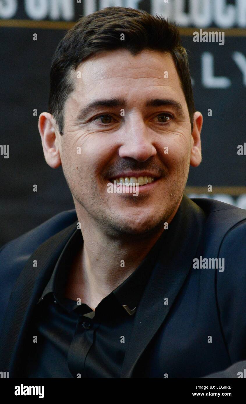 Jonathan knight hi-res stock photography and images - Alamy