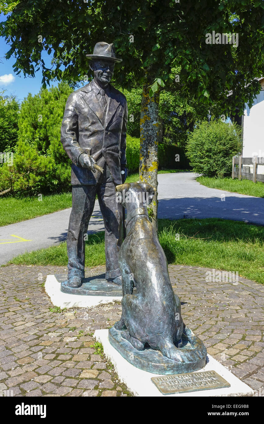 Thomas Mann Denkmal in Gmund am Tegernsee, Oberbayern , Deutschland, Europa, Thomas Mann memorial in Gmund at Tegernsee lake, Up Stock Photo