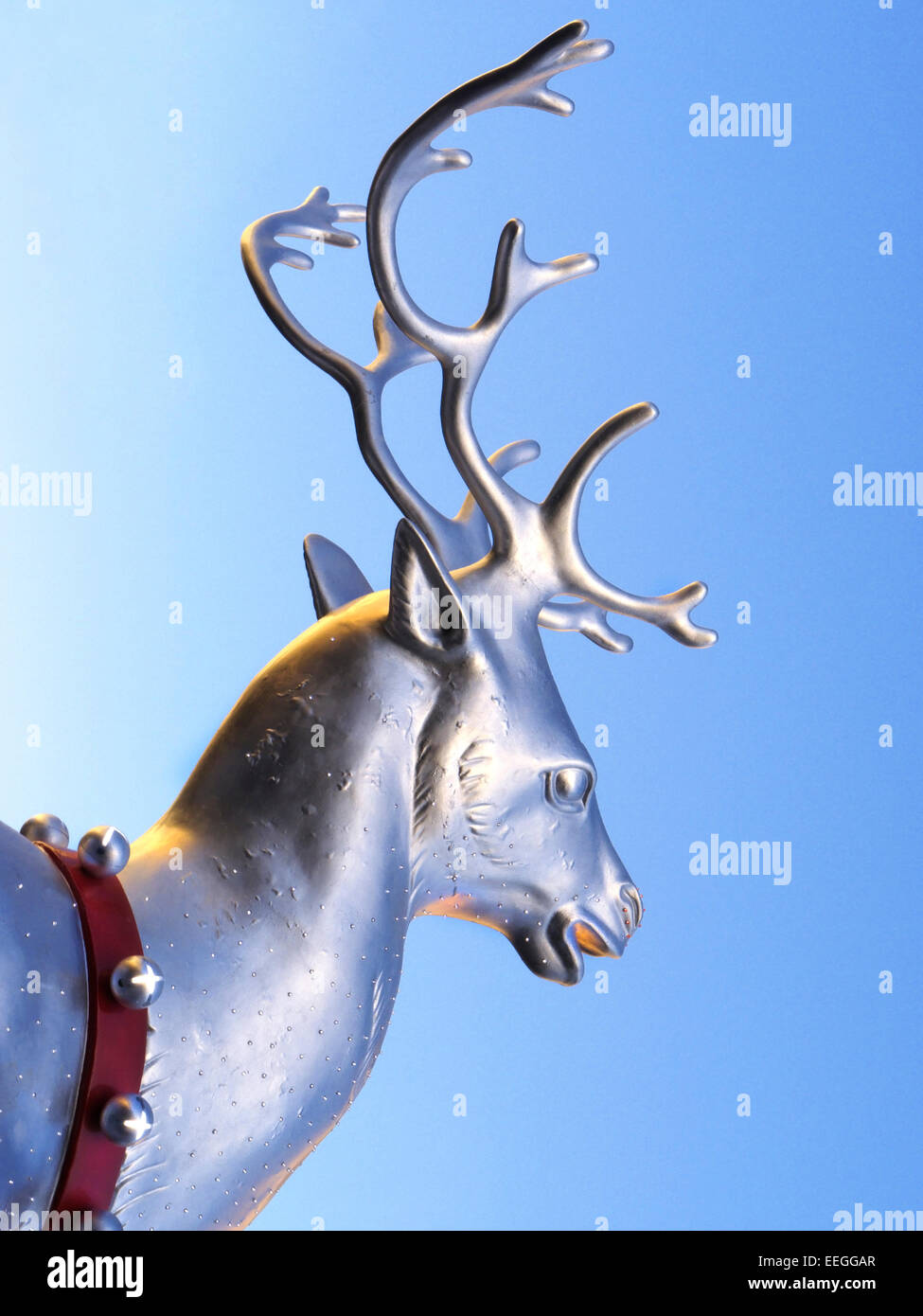 Reindeer Sculpture Silver Christmas Reindeer Sculpture Decoration