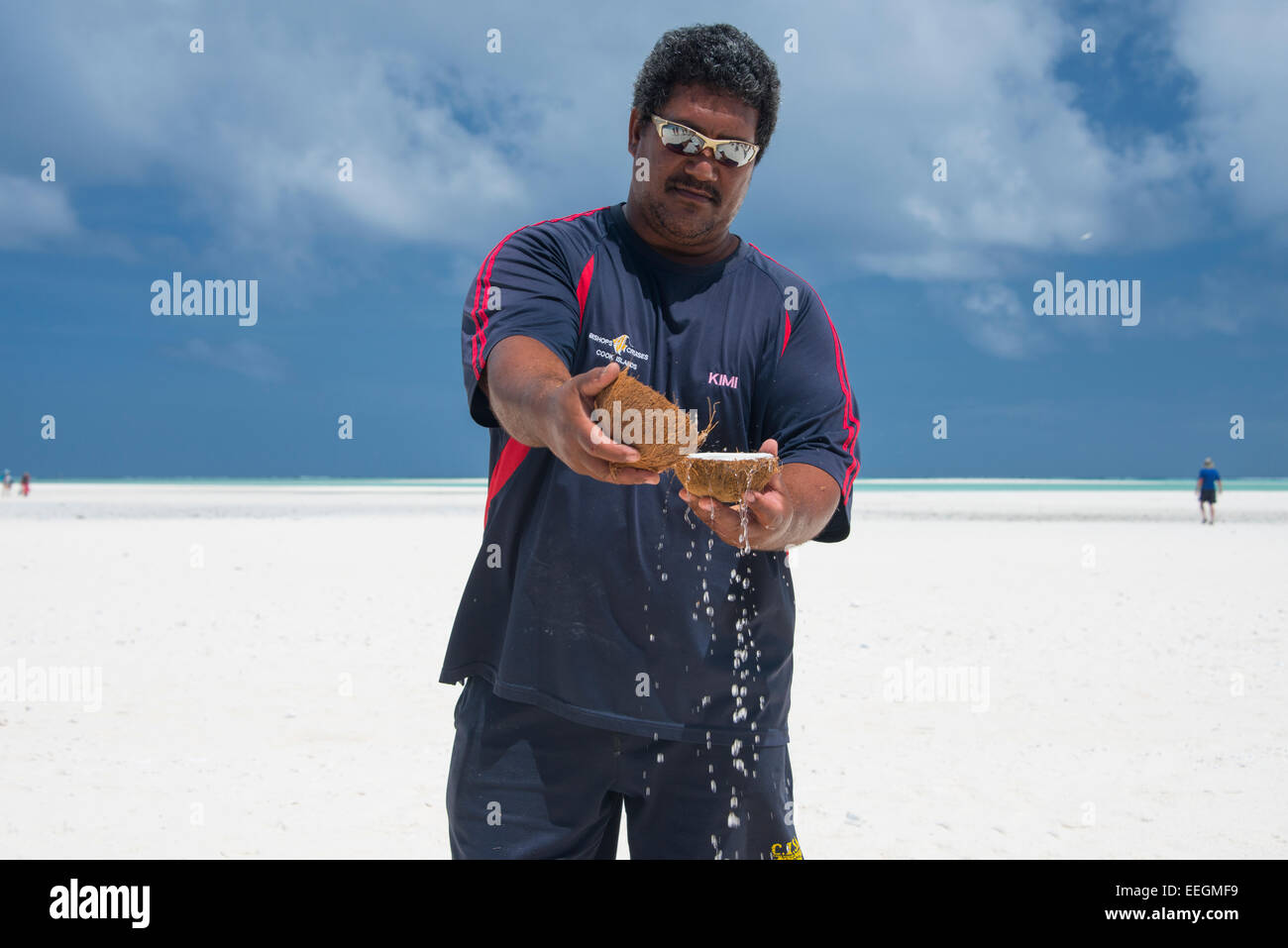 Cook Islands, Aitutaki, Honeymoon Island. Popular white sand motu