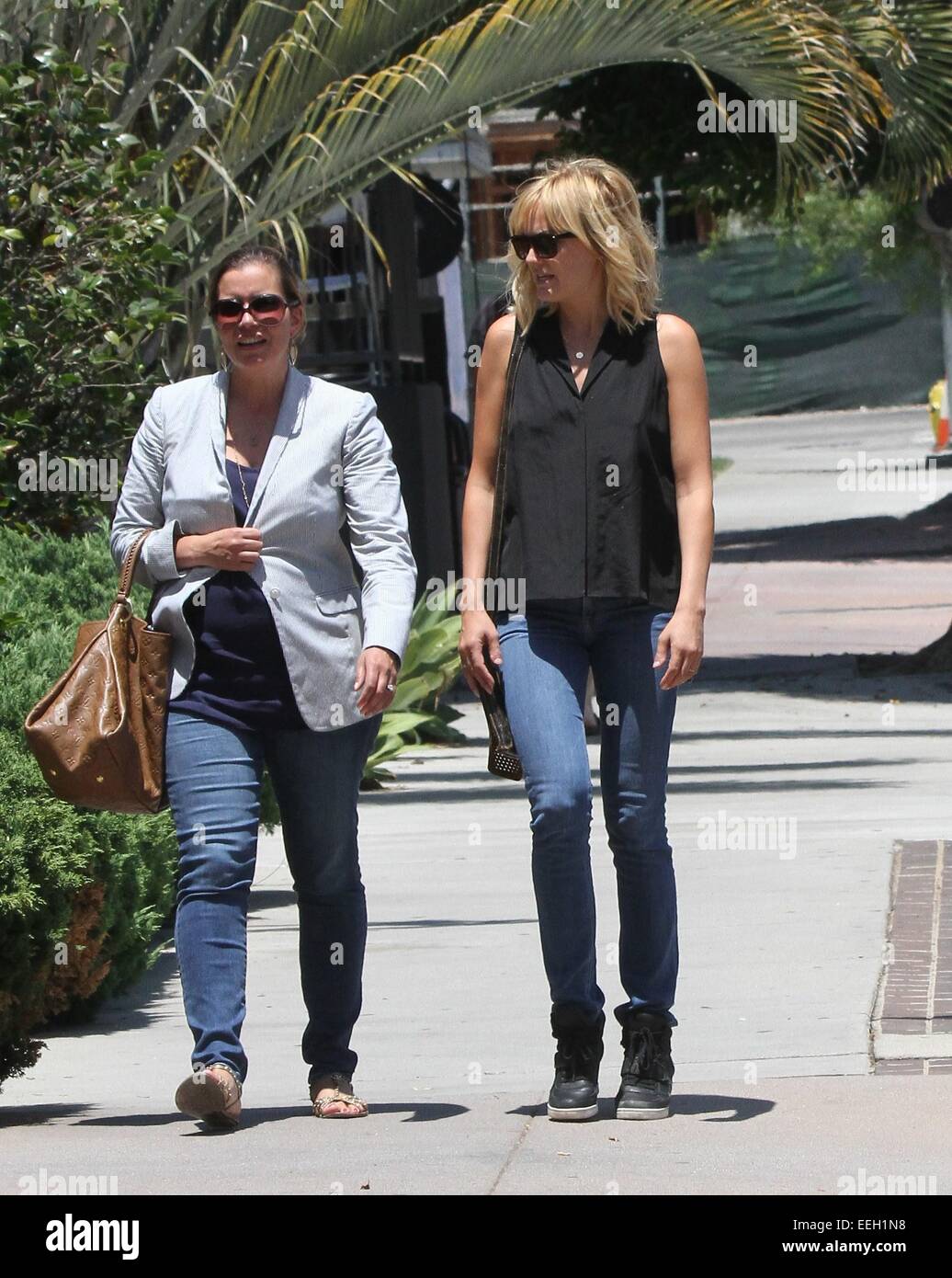 Malin Akerman, dressed causally in jeans, goes out to lunch with a