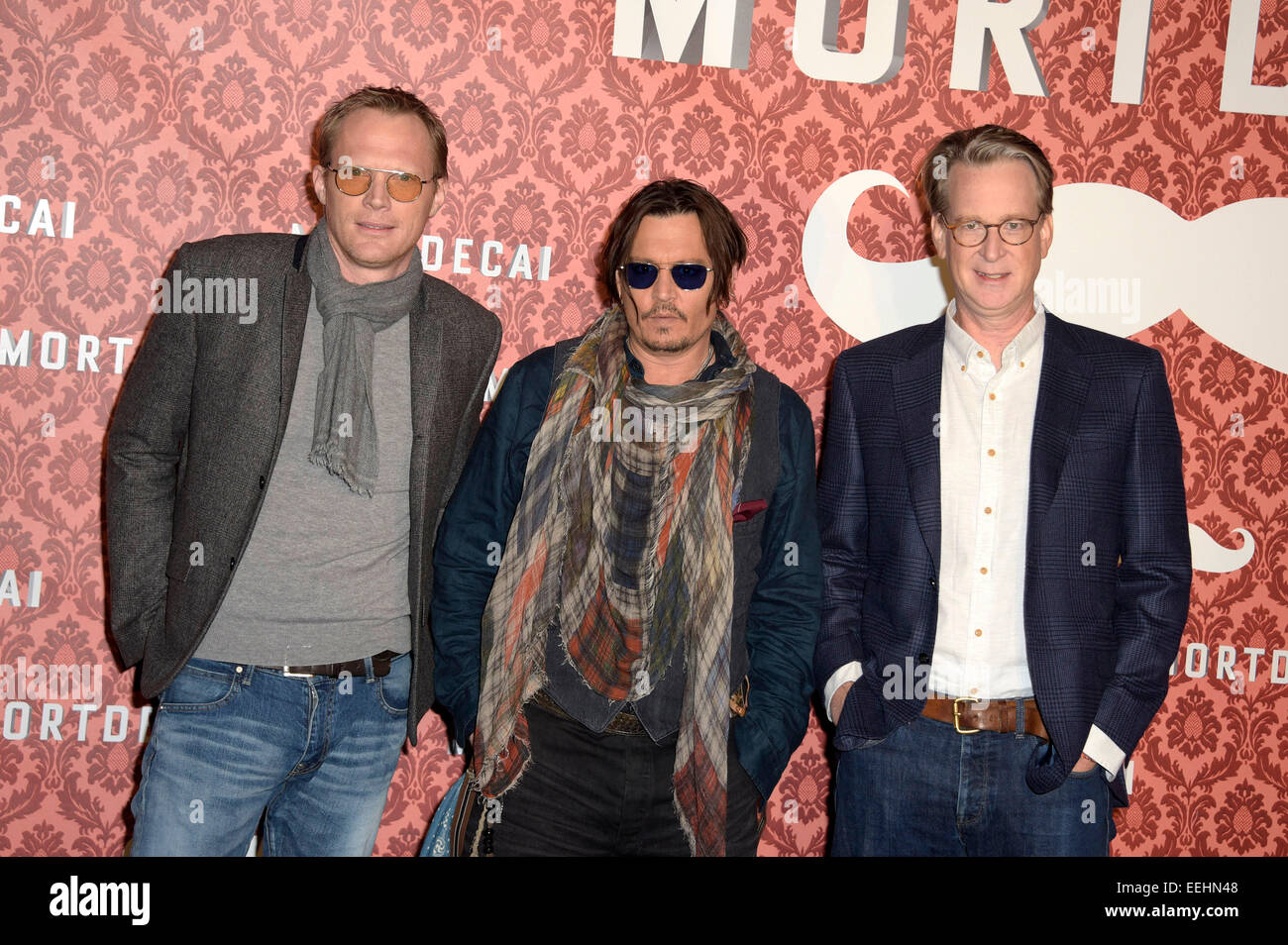 Johnny depp and paul bettany hi-res stock photography and images - Alamy