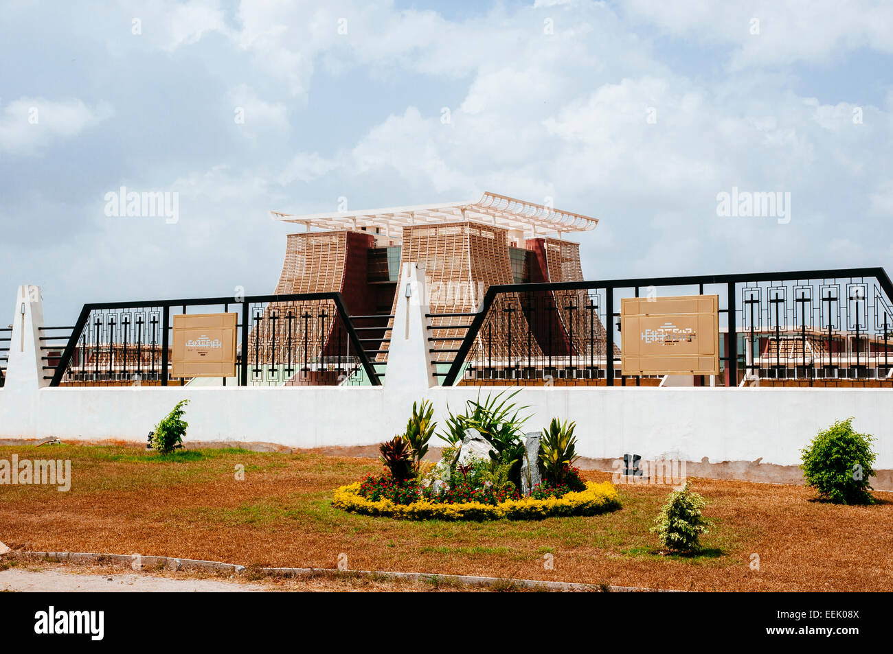 Accra ghana city hi-res stock photography and images - Alamy