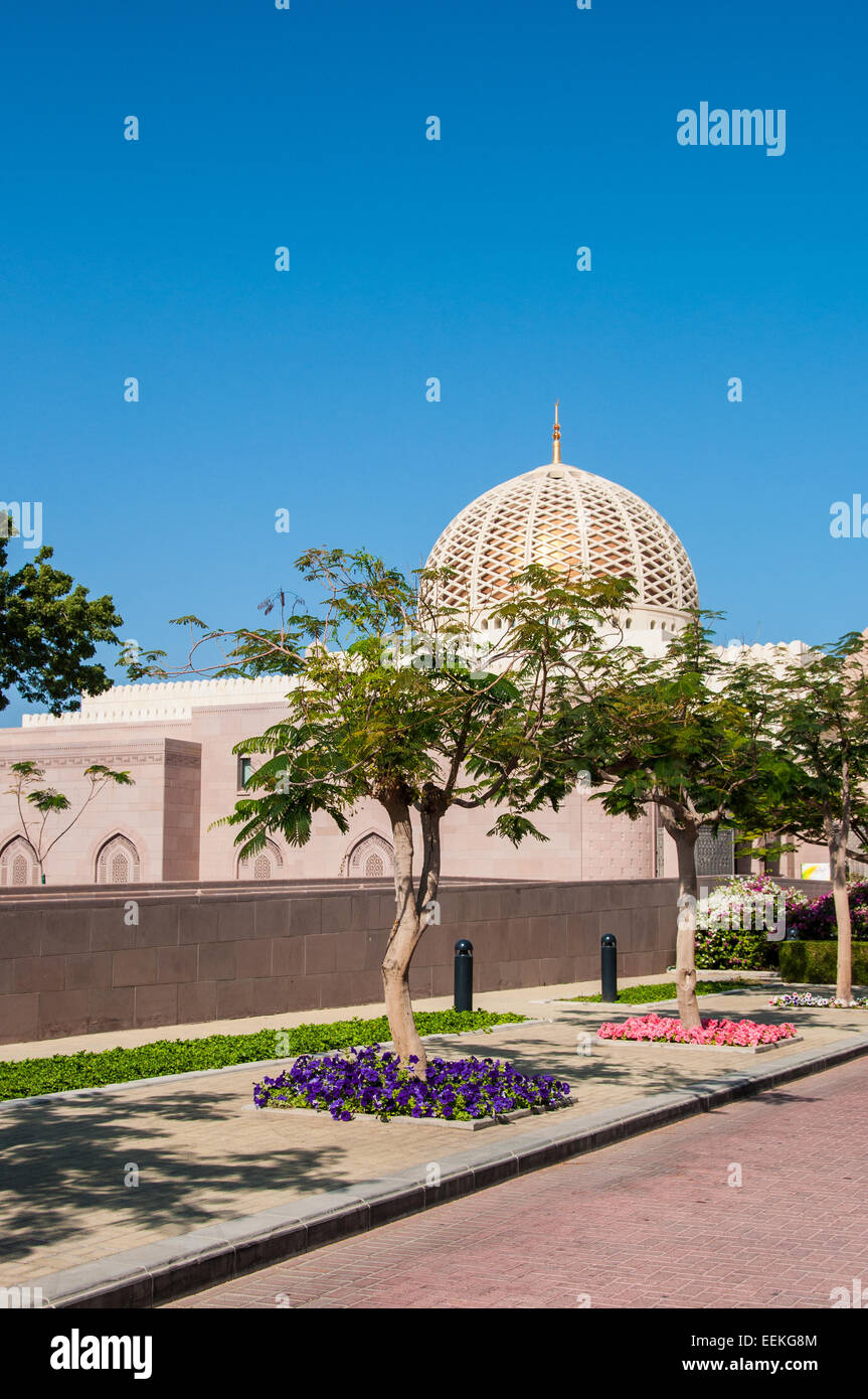 Sultan Qaboos Grand mosque, Muscat, Oman (view from car park) Stock Photo