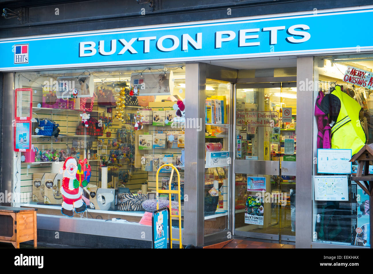 Pet shop and store frontage in Buxton, Derbyshire,England Stock Photo