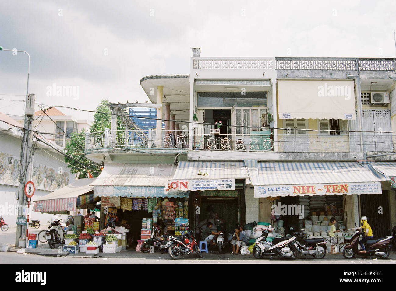 Louis Vuitton shop in Dong Khoi St, Saigon, Vietnam Stock Photo - Alamy