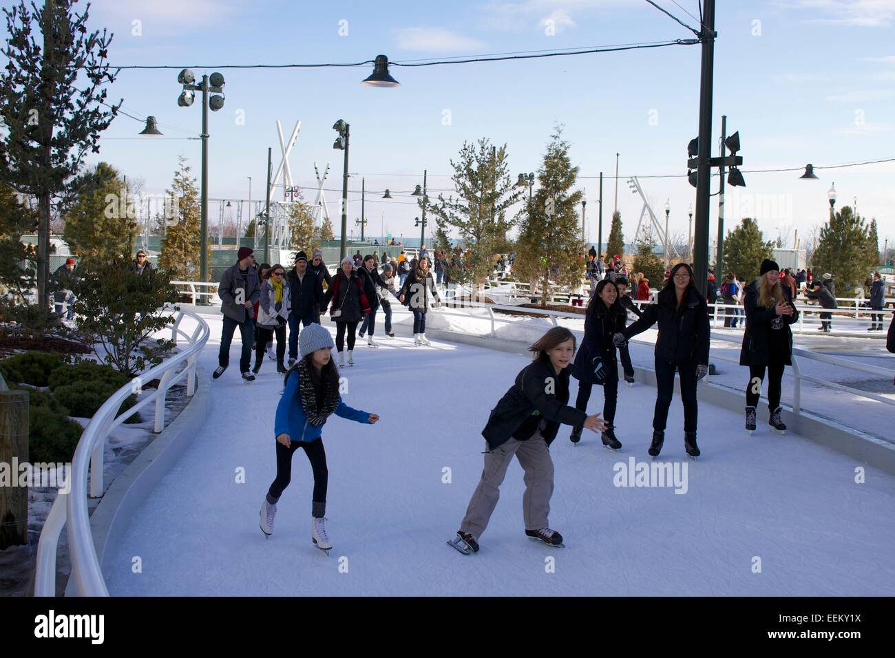 Chicago skating ribbon hires stock photography and images Alamy