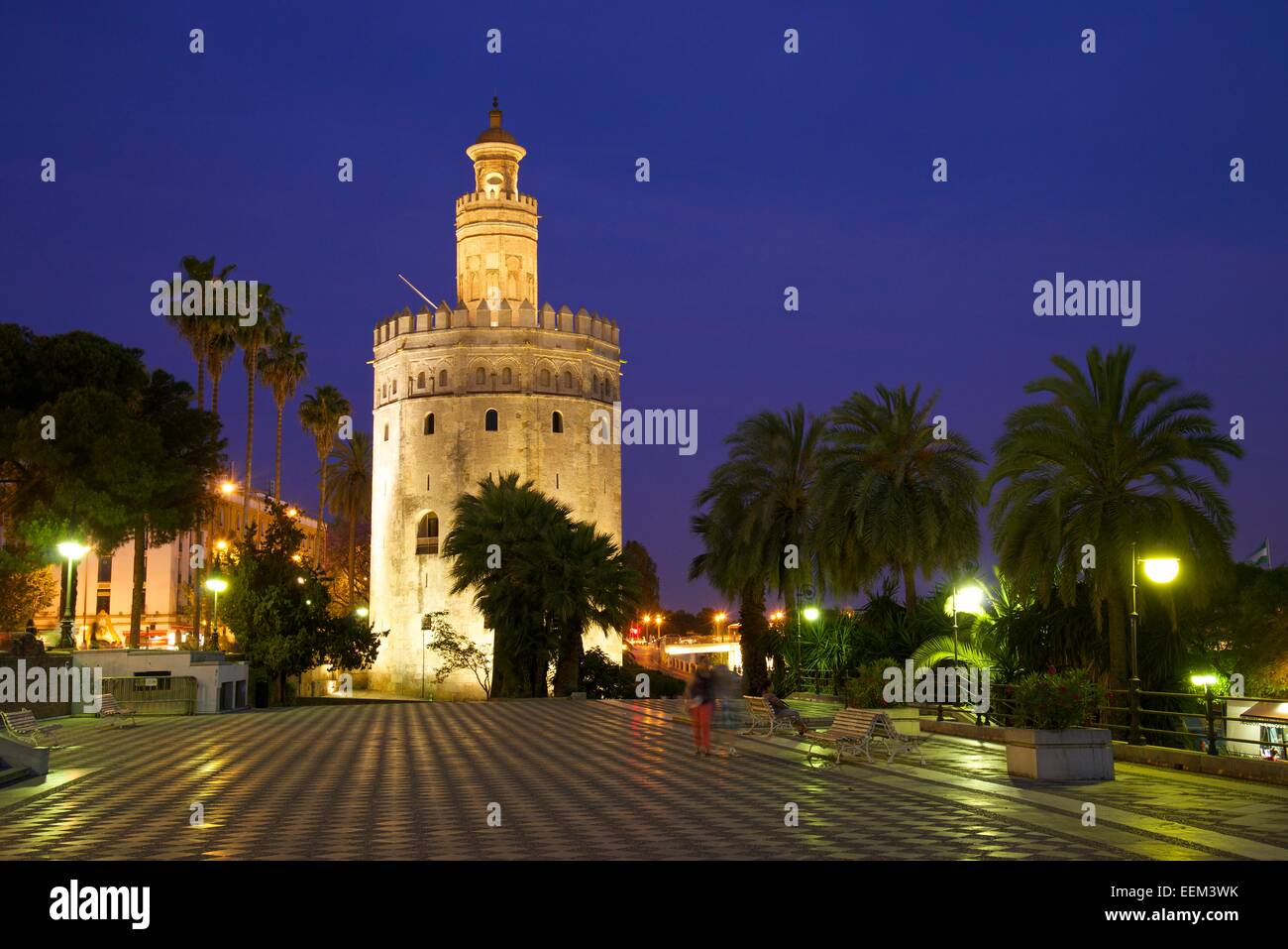 Torre del Oro on the waterfront of the Rio Guadalquivir, Seville, Andalucía, Spain Stock Photo